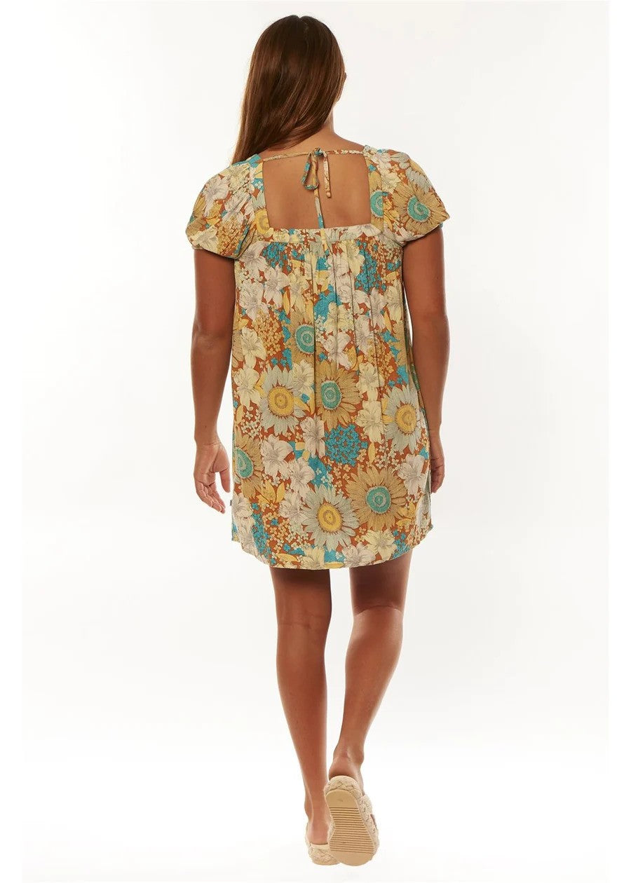 Robe Waikiki Sisstrevolution