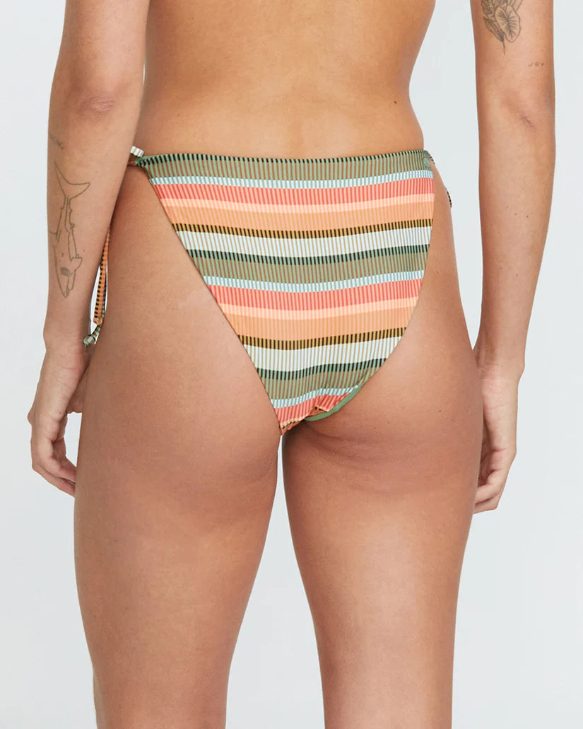 Bas de bikini Sol song full Volcom